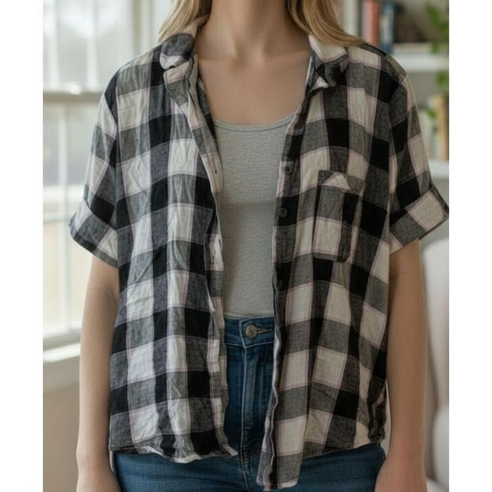 Victoria's Secret Short Sleeve Pajama Top Plaid Button Up Womens Size S Lurex